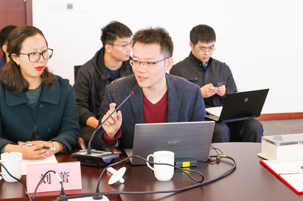 图4 探花
海上装备与系统研究所副所长王鸿东介绍中国智能船艇挑战赛“海上争锋”竞赛方案.JPEG